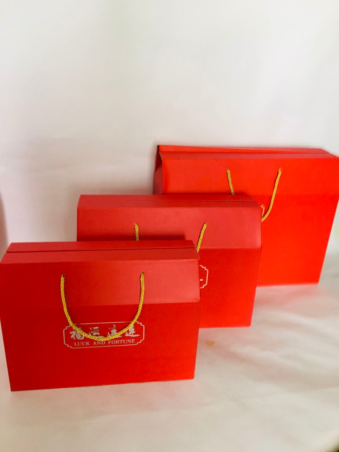 紙箱包裝如何設(shè)計(jì)才能做的更好？設(shè)計(jì)造型新穎別致，存儲(chǔ)運(yùn)輸方便